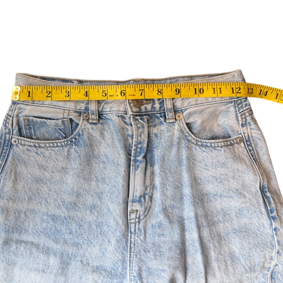 American Eagle Light Denim Distressed Mom Jeans Size 00 Short - Picture 7 of 10